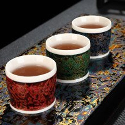 昆明茶事新风尚，漆器茶具用非遗工艺解“平庸”忧
